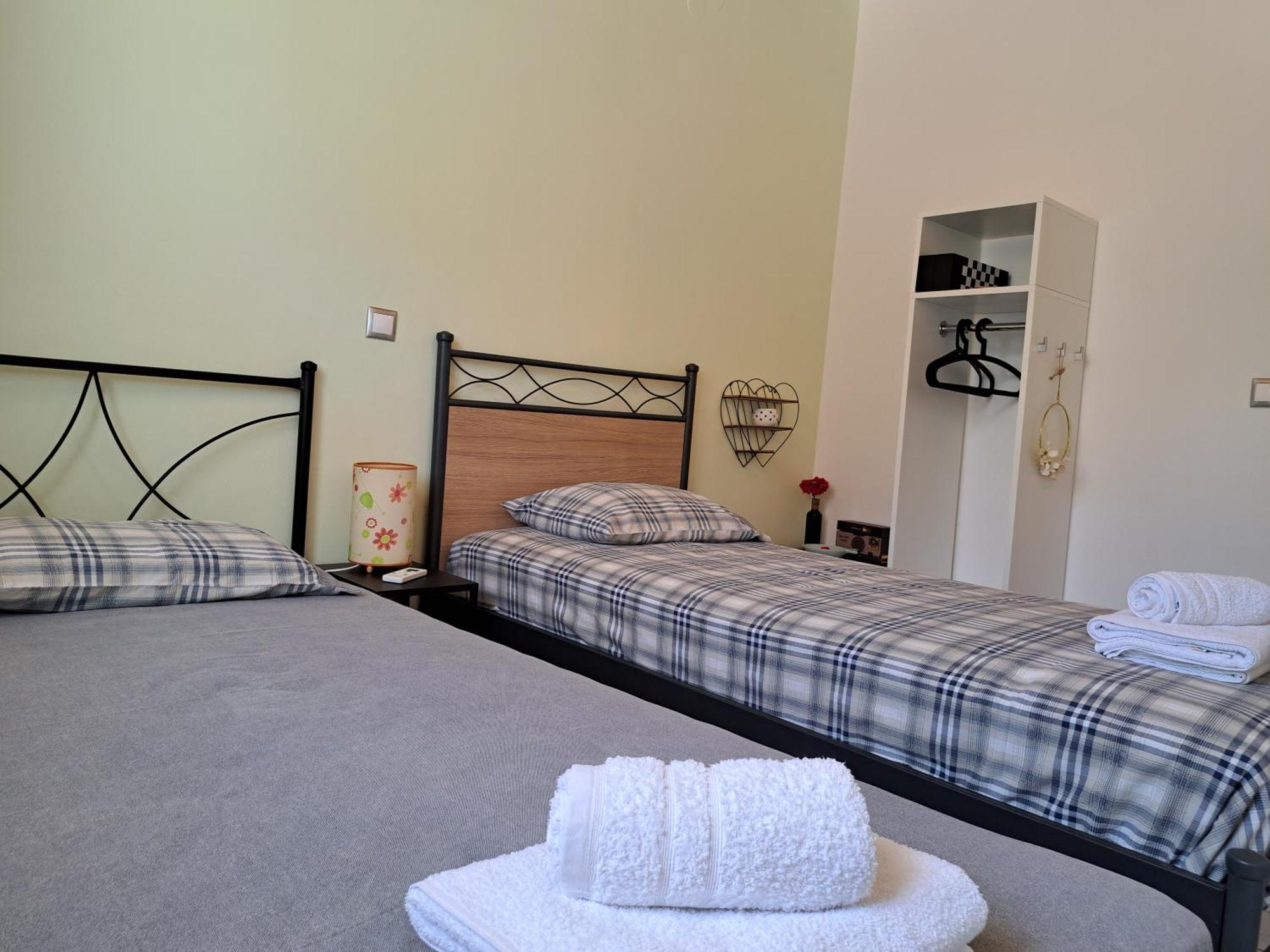 Family Stone Apartment Кіпарісія Екстер'єр фото